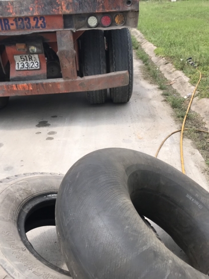 VÁ LỐP GẦN ĐÂY